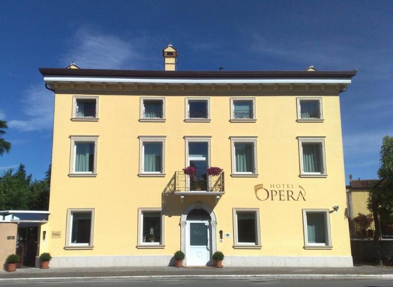 Hotel Operà Dossobuono Extérieur photo