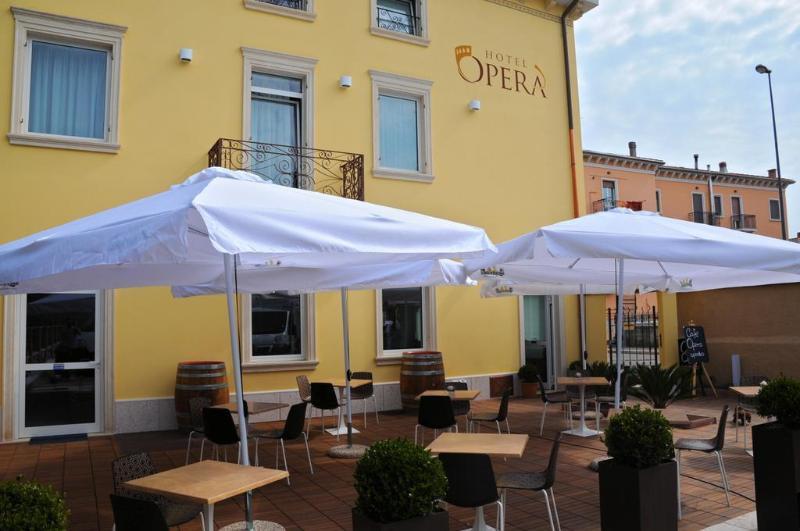 Hotel Operà Dossobuono Extérieur photo